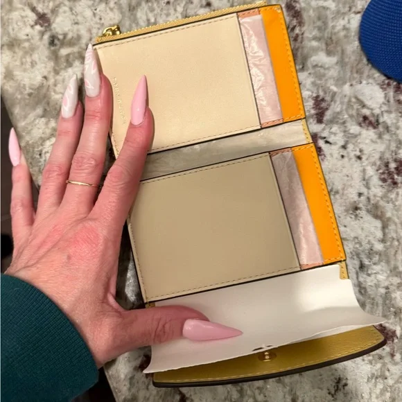 Tory Burch Taupe and Cream Women's Wallet - Picture 4 of 6